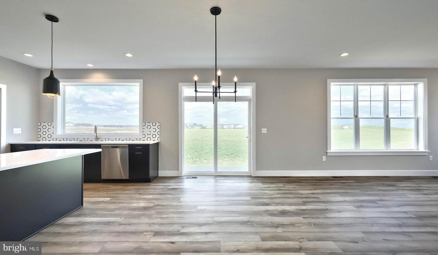 621 Sunset Blvd Property Photo 8