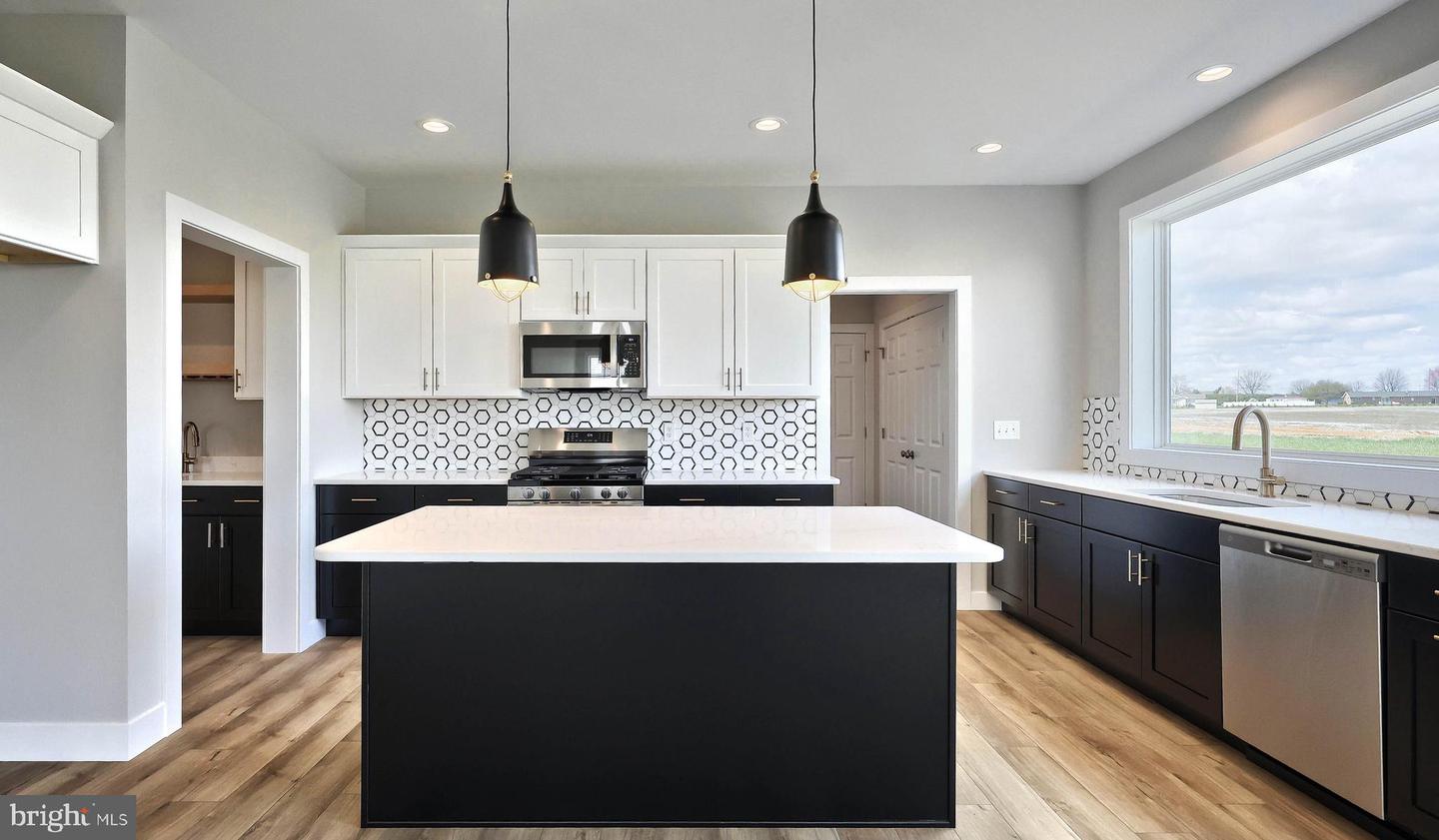 621 Sunset Blvd Property Photo 13