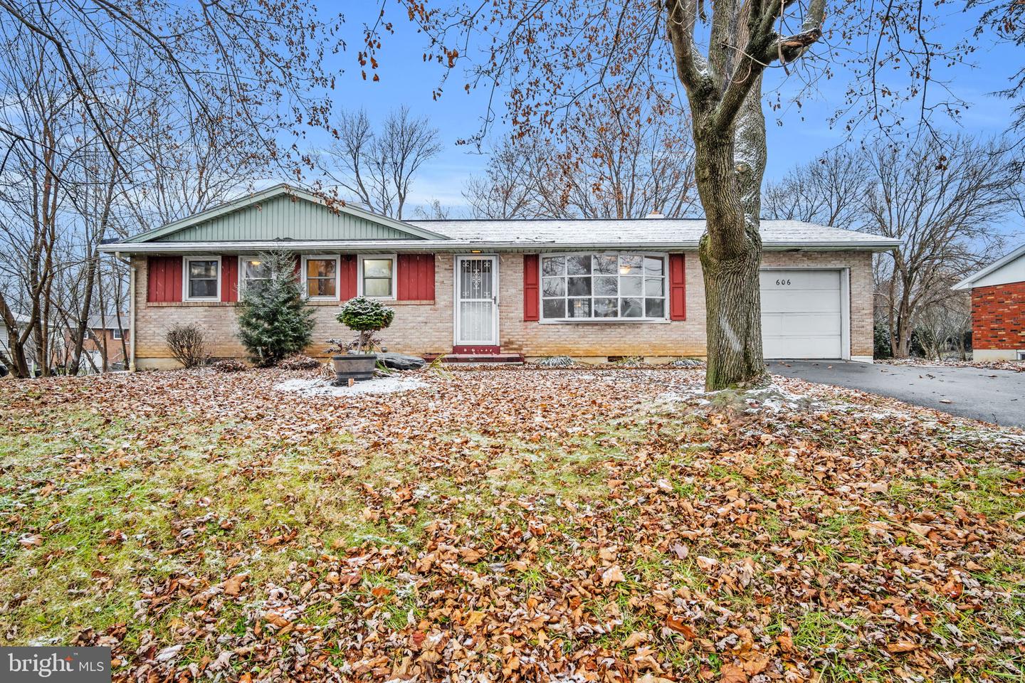 Avon Real Estate Listings Main Image