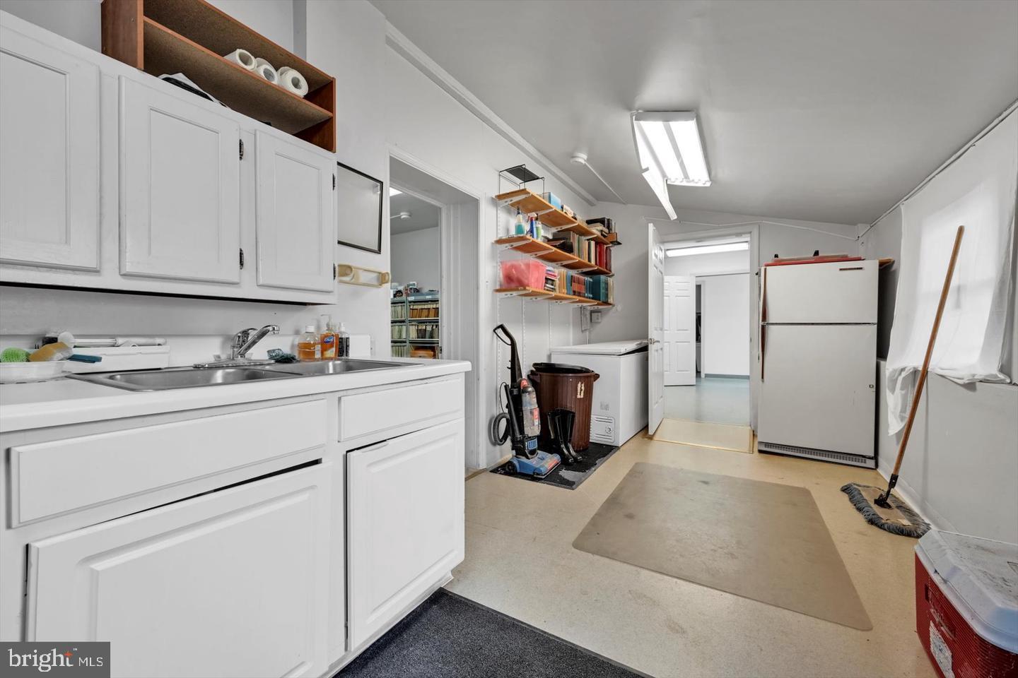 429 E Cumberland St Property Photo 13