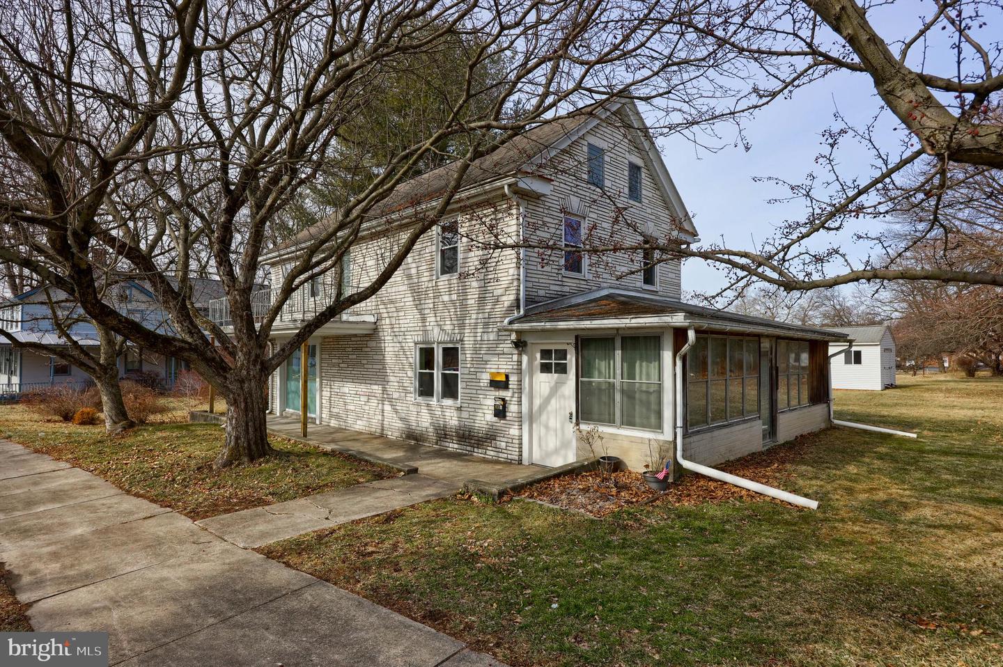 365 W Main Ave Property Photo