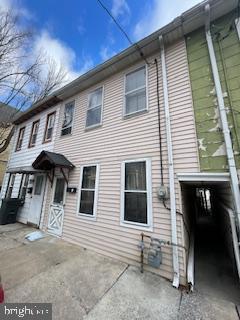 460 New St Property Photo
