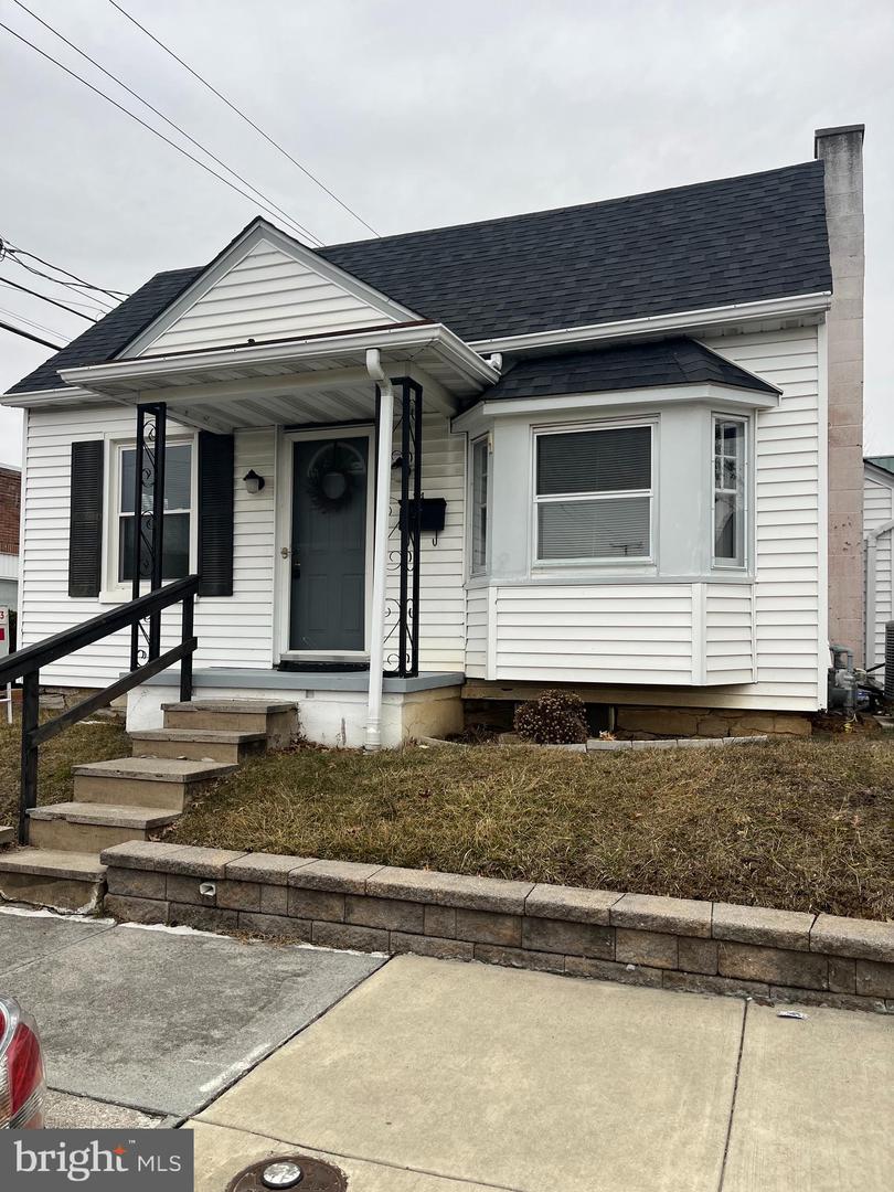 24 S College St Property Photo