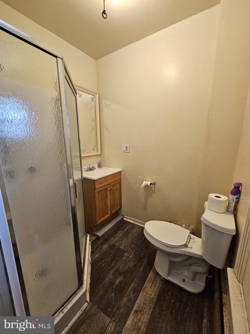 302 S 6th St Property Photo 15