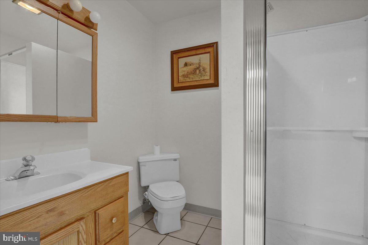 400 E Main St Property Photo 18