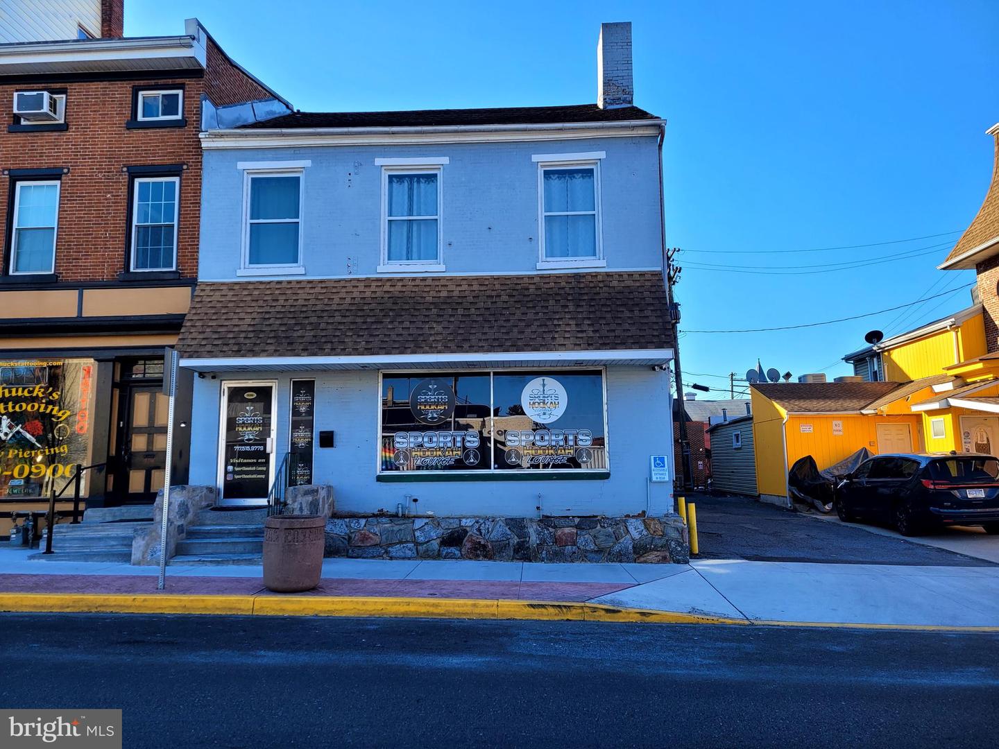 916 Cumberland St Property Photo 1
