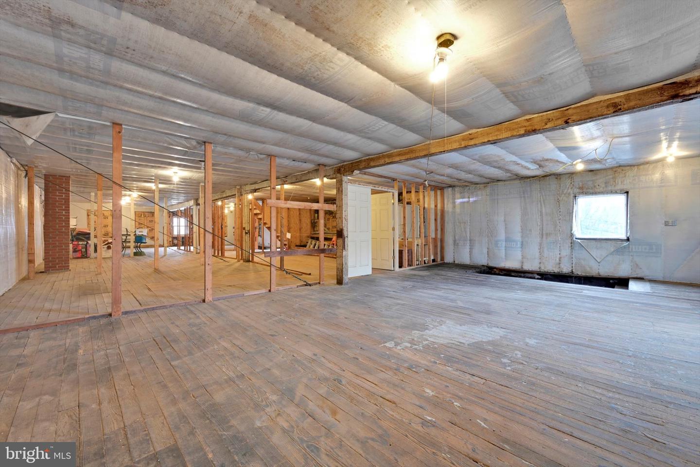 128 S Cherry St Property Photo 25