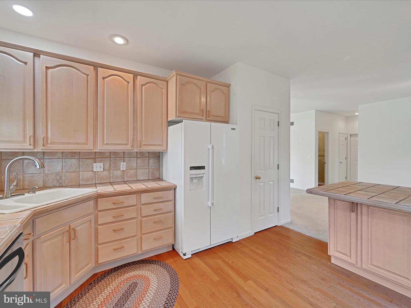 520 Waterside Cir Property Photo 14