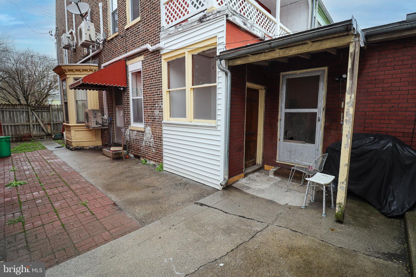 928 Lehman St Property Photo 13