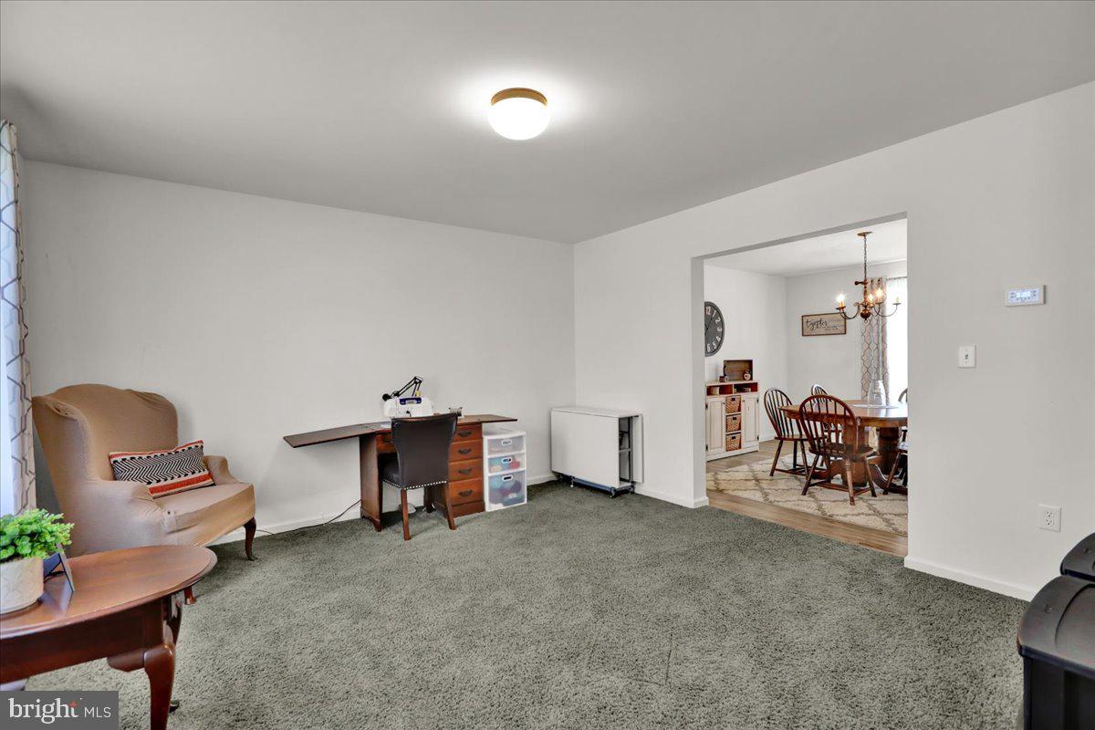 24 Evergreen Way Property Photo 5
