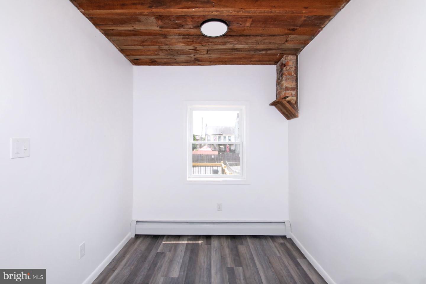 38 Guilford St Property Photo 13