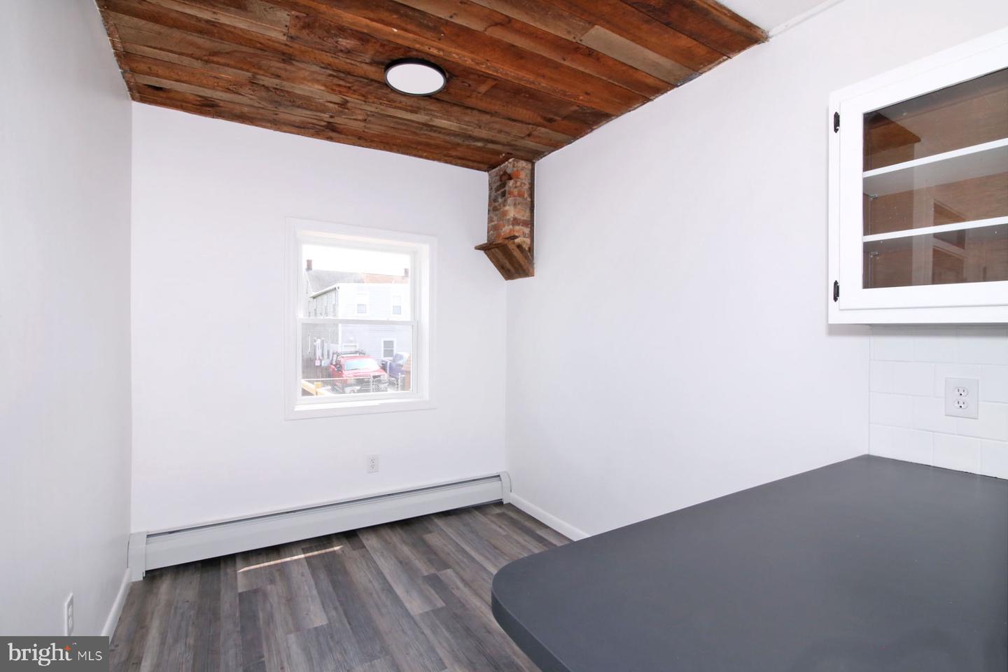 38 Guilford St Property Photo 14