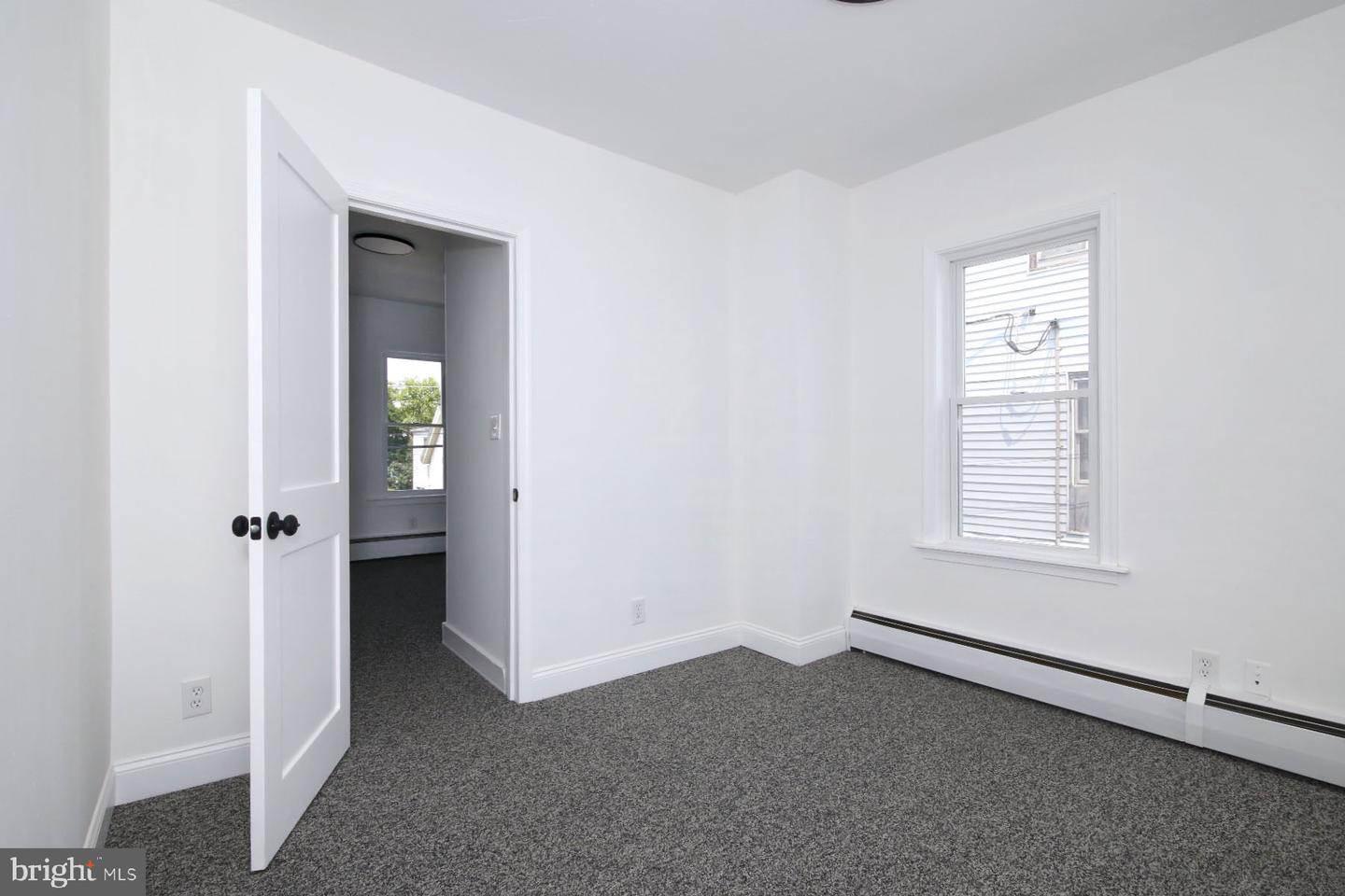 38 Guilford St Property Photo 19