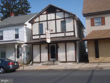 26 N Railroad St Property Photo 1