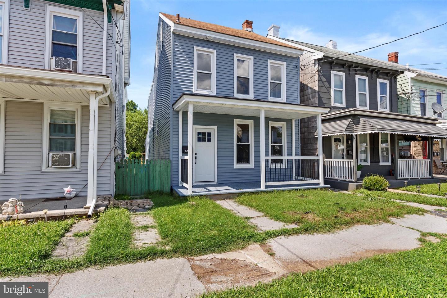 517 E Cumberland St Property Photo 1