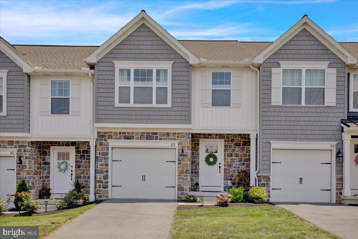 82 Beech Tree Ct Property Photo 1
