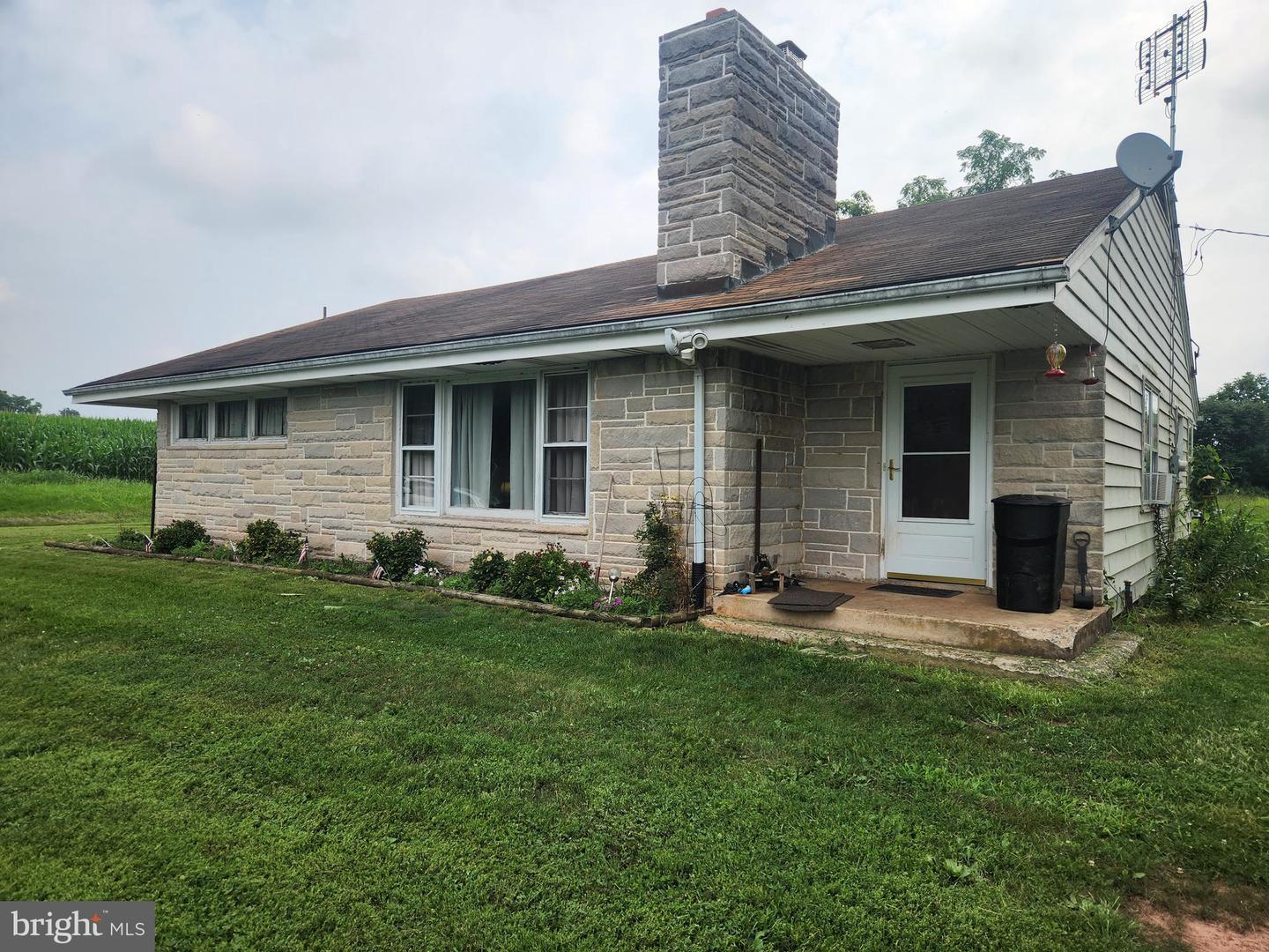 32 Bachmanville Rd Property Photo 1