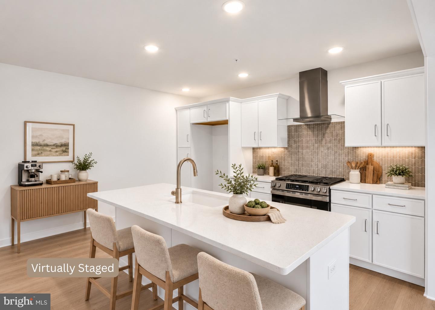 106 Candler Way Property Photo 4