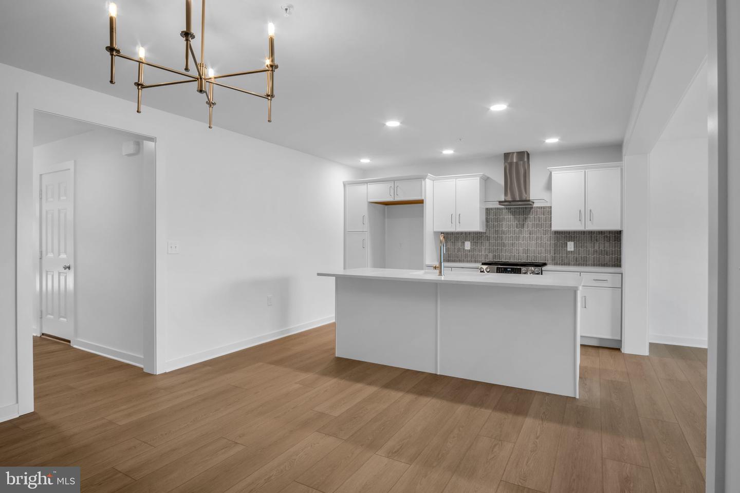 106 Candler Way Property Photo 9