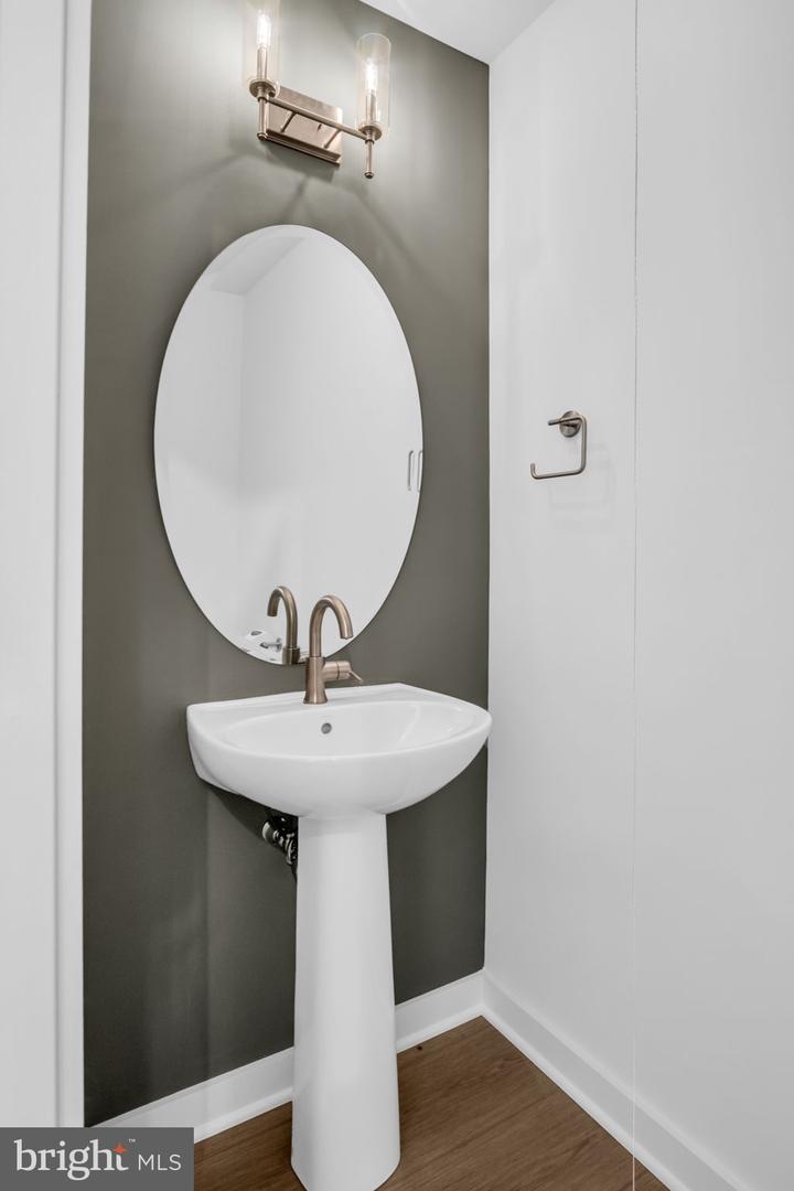 106 Candler Way Property Photo 11