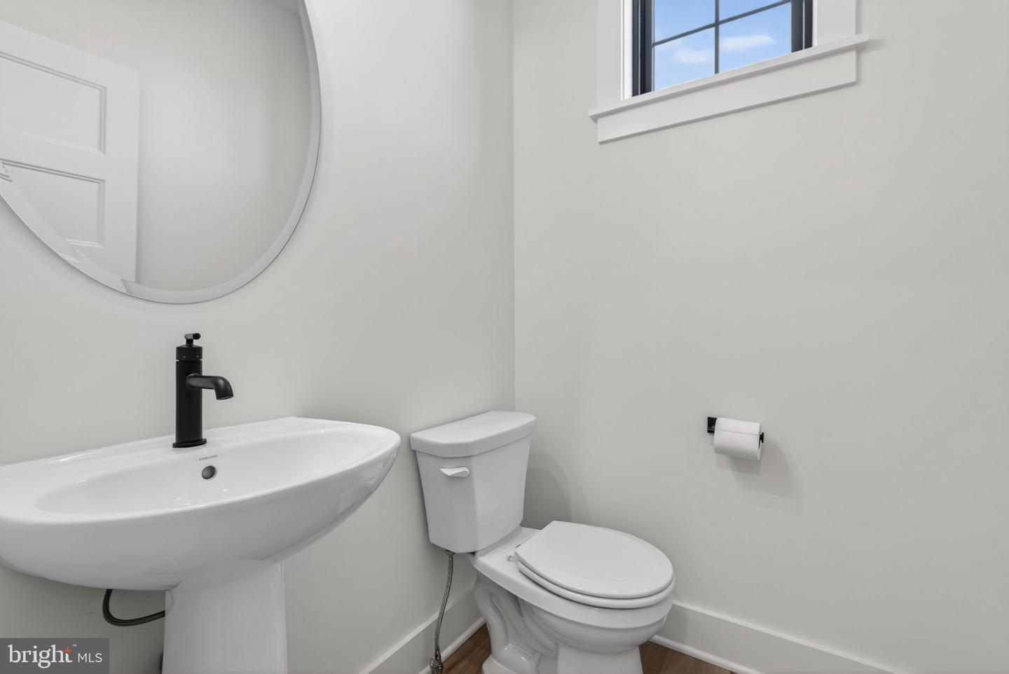 407 Cannon Way Property Photo 8
