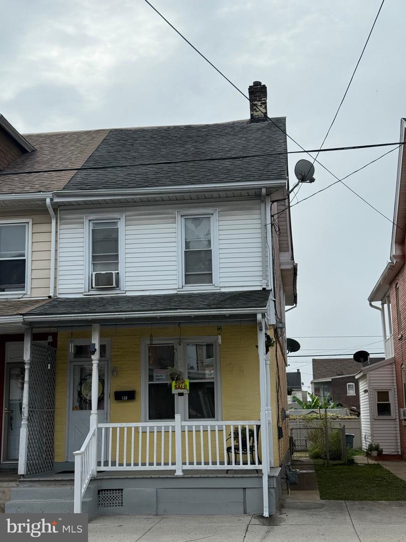 130 Lehman St Property Photo 1