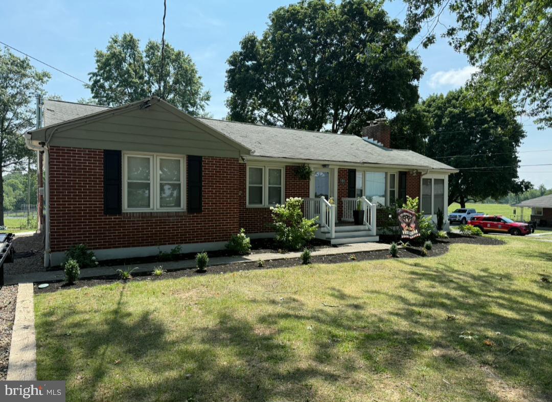 910 Mount Zion Rd Property Photo 1