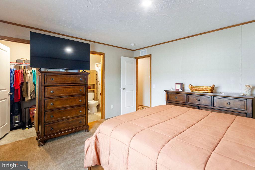 2126 Scull St Property Photo 13