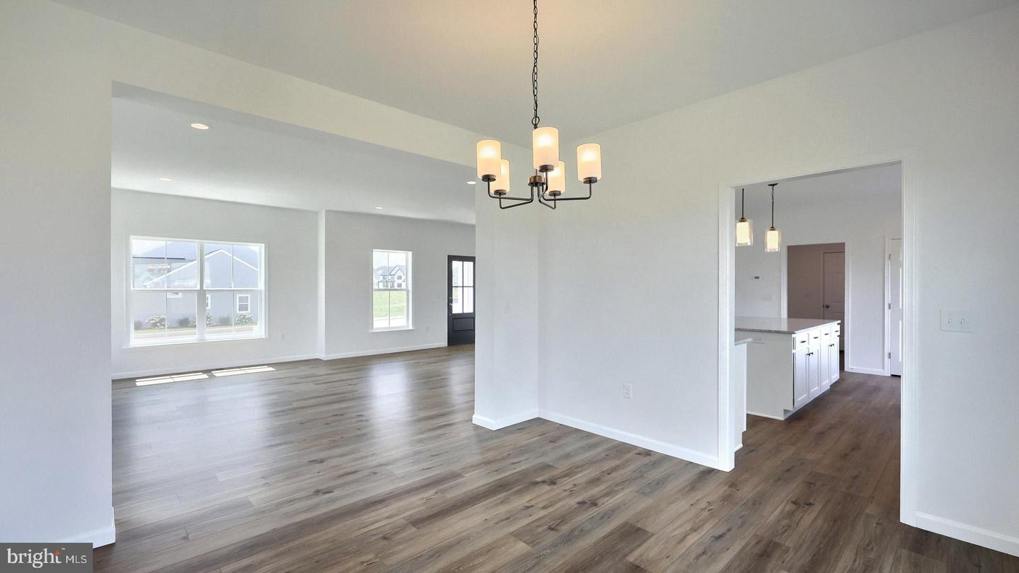 641 Sunset Blvd Property Photo 25