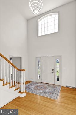 1026 Glenwood Ln L-0254 Property Photo 5