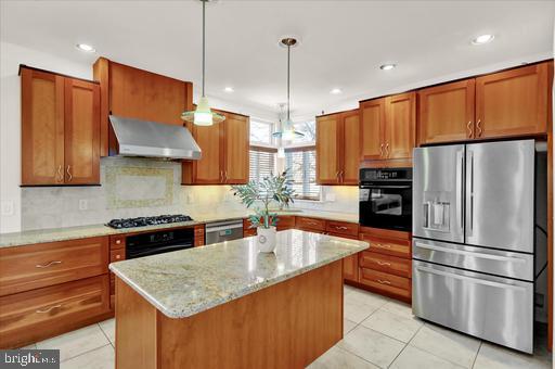 1026 Glenwood Ln L-0254 Property Photo 31