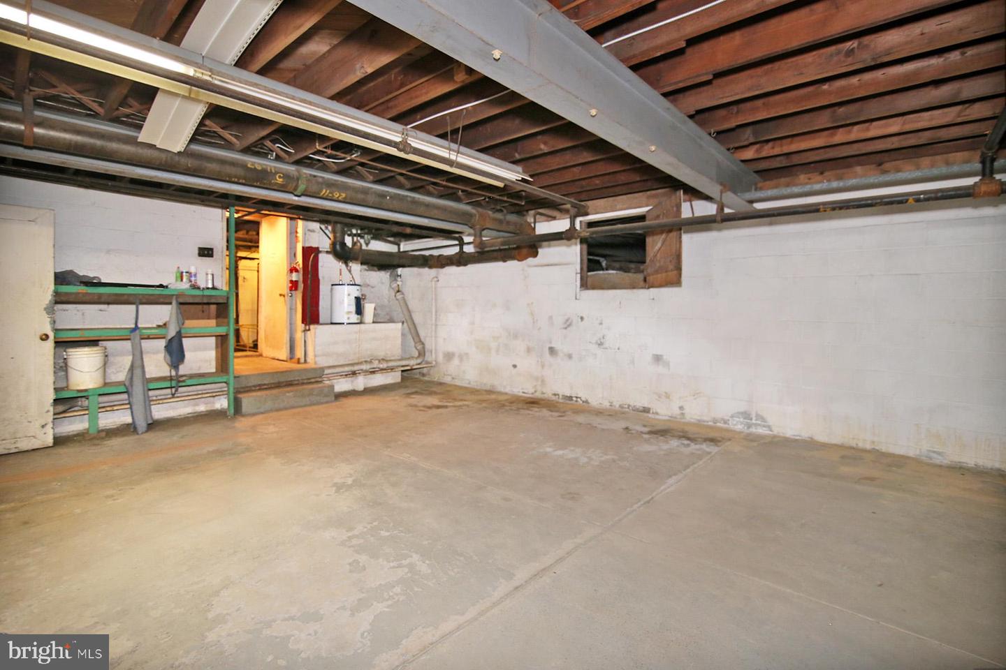 308 S 1st St Property Photo 28