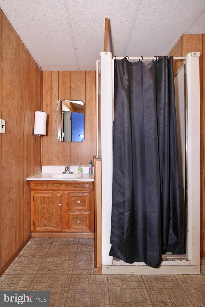 308 S 1st St Property Photo 31