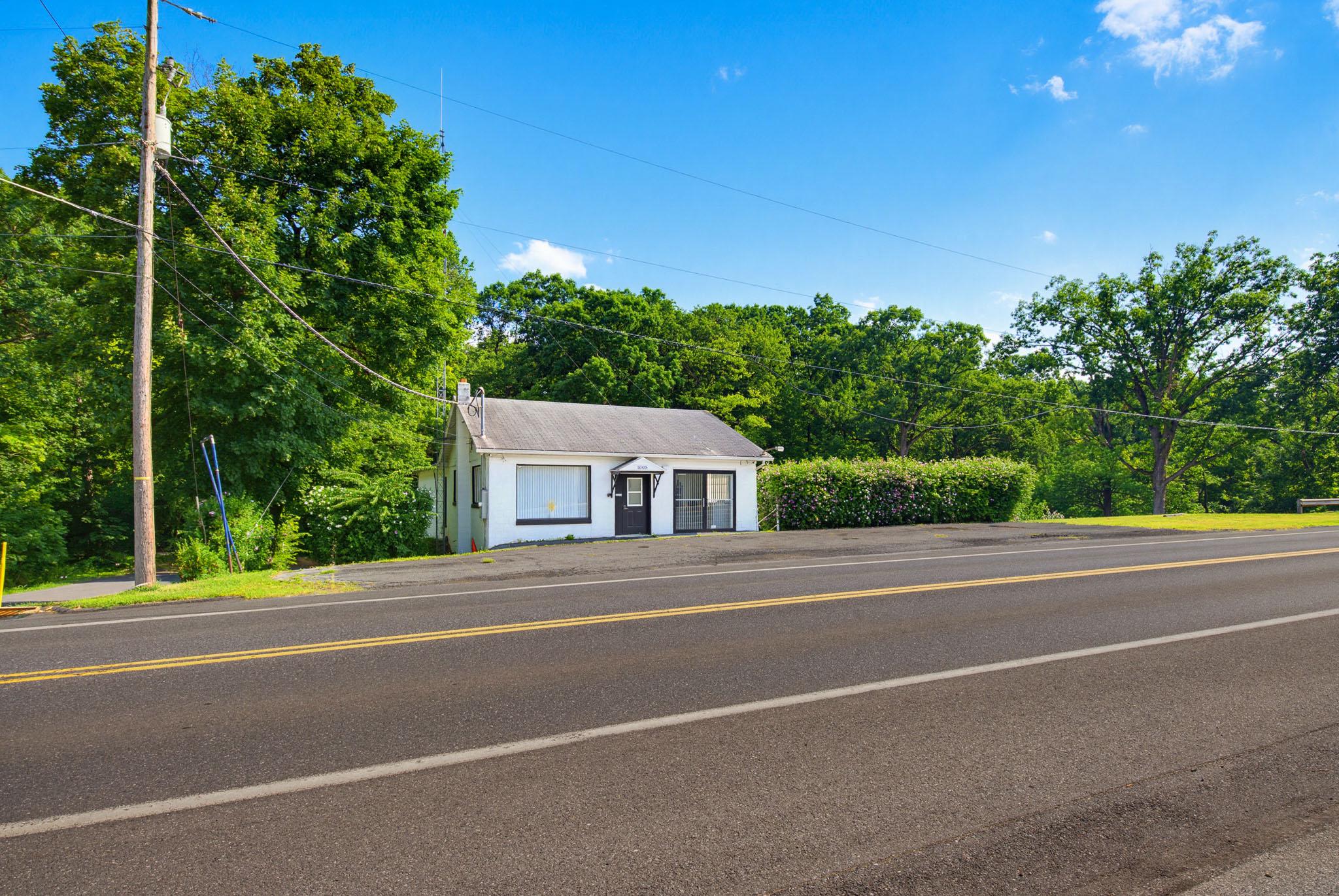 1005 State Route 72 N N Property Photo 5