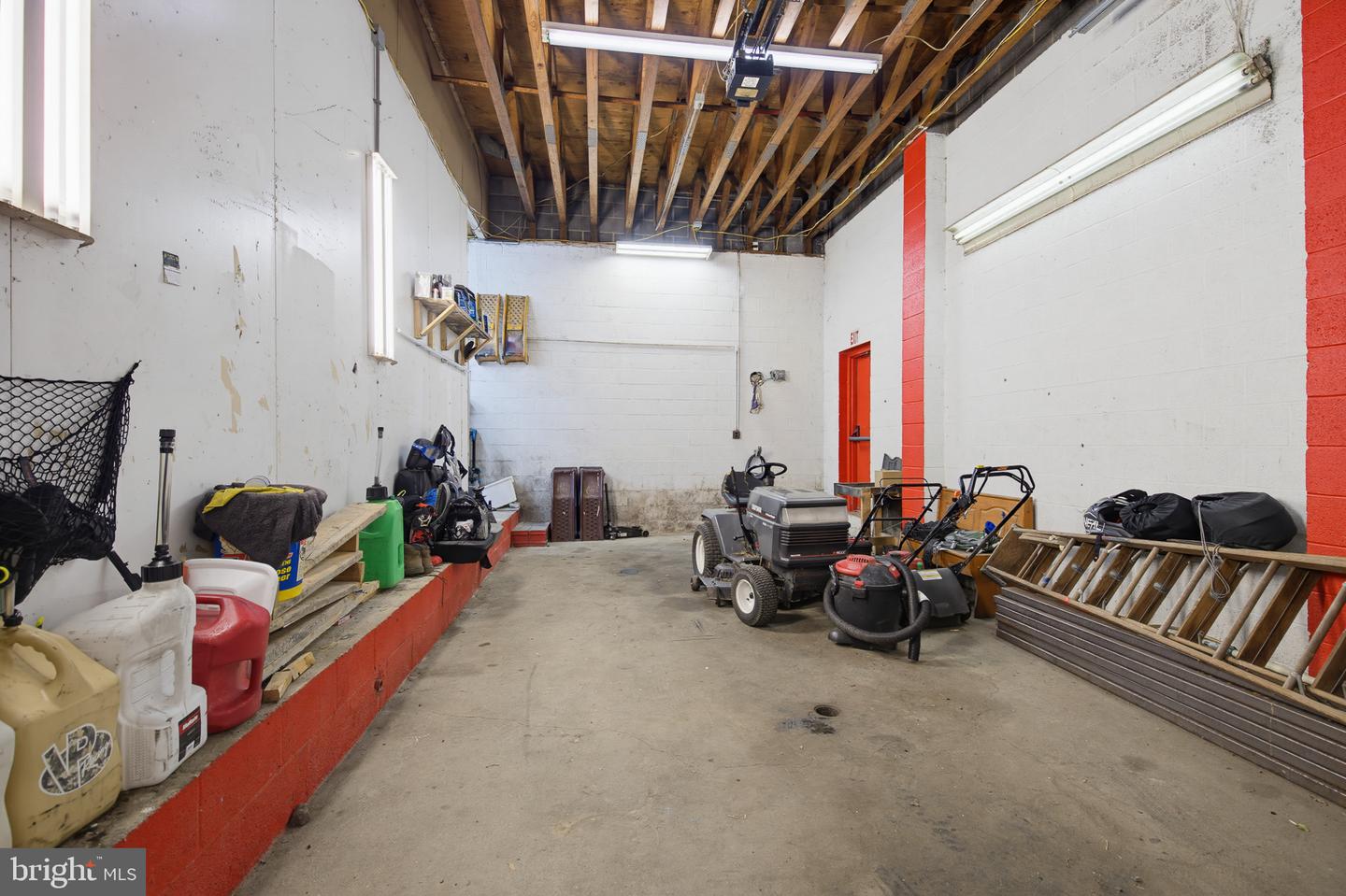 1005 State Route 72 N N Property Photo 31