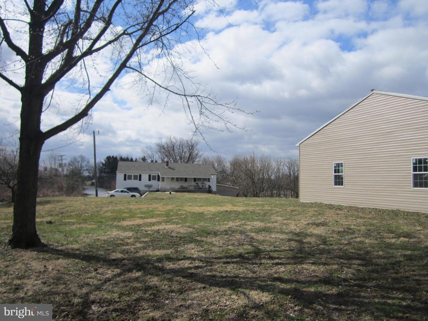 37 Marsanna Ln Property Photo 1