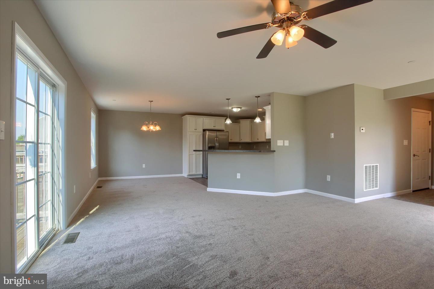 178 Braeburn Way Property Photo 8