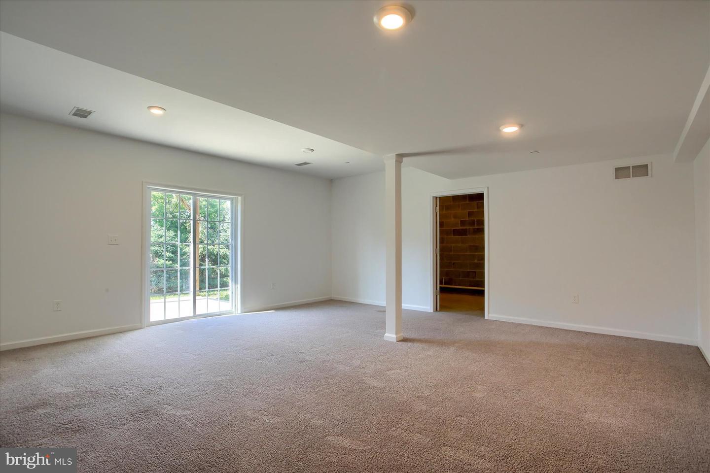 178 Braeburn Way Property Photo 29