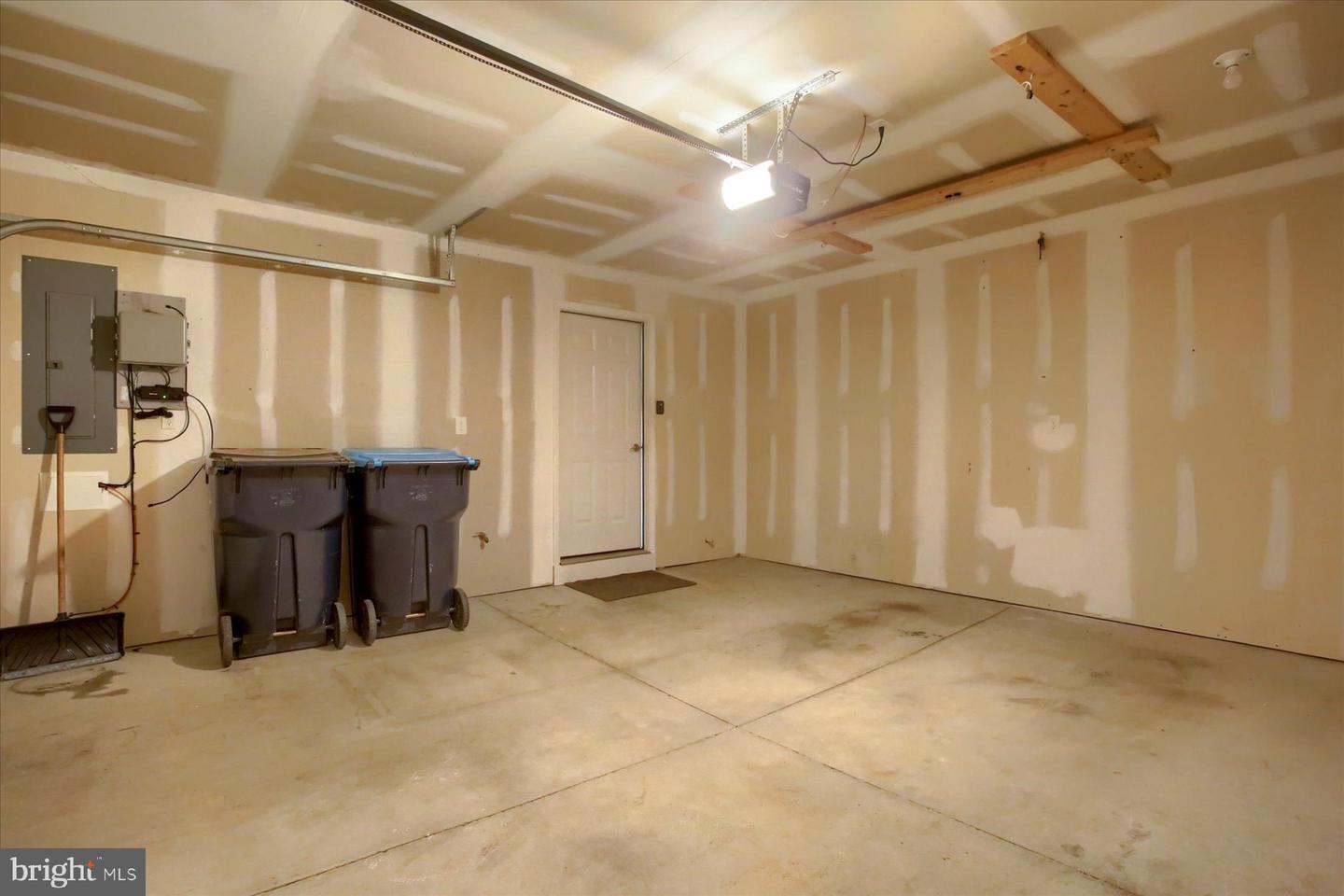 178 Braeburn Way Property Photo 33