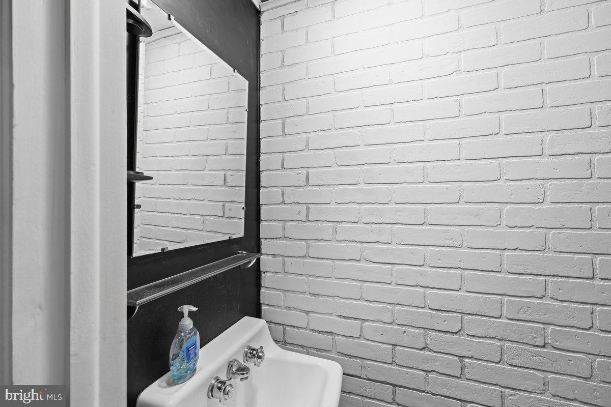 827 Chestnut St Property Photo 10