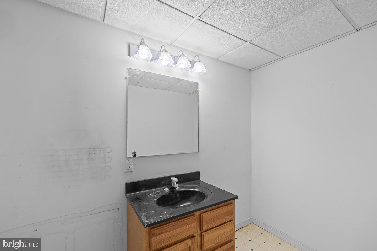 827 Chestnut St Property Photo 12