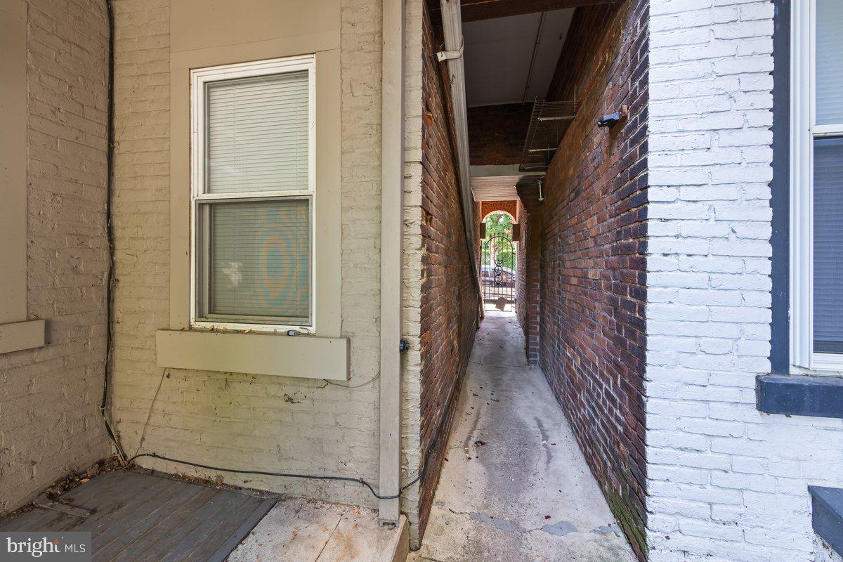 827 Chestnut St Property Photo 28
