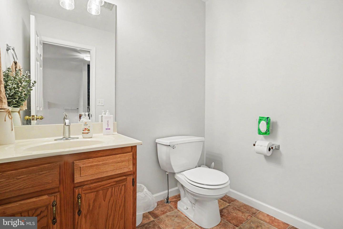 102 Woodside Ct Property Photo 10