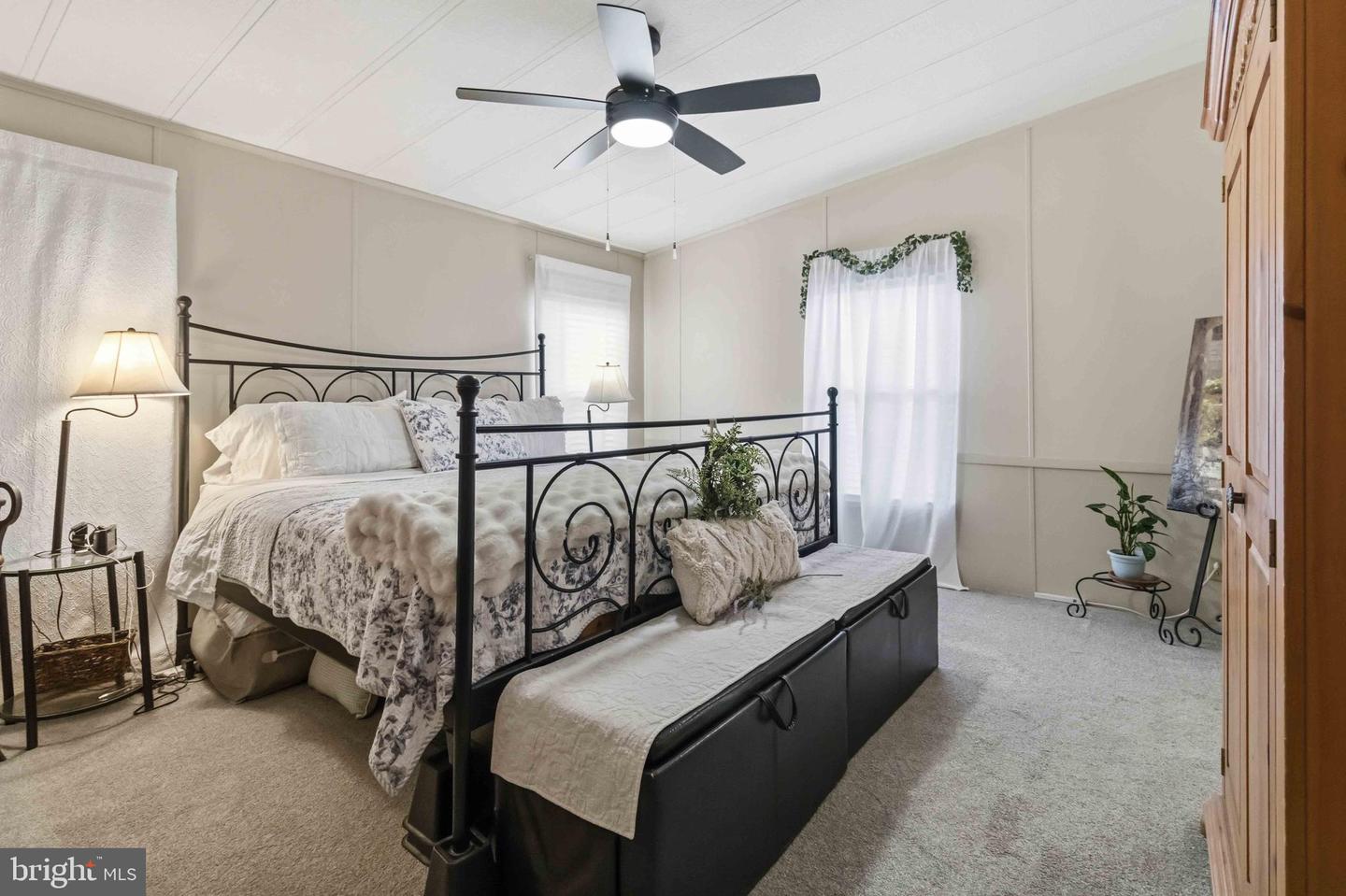 105 Palm City Park Property Photo 17