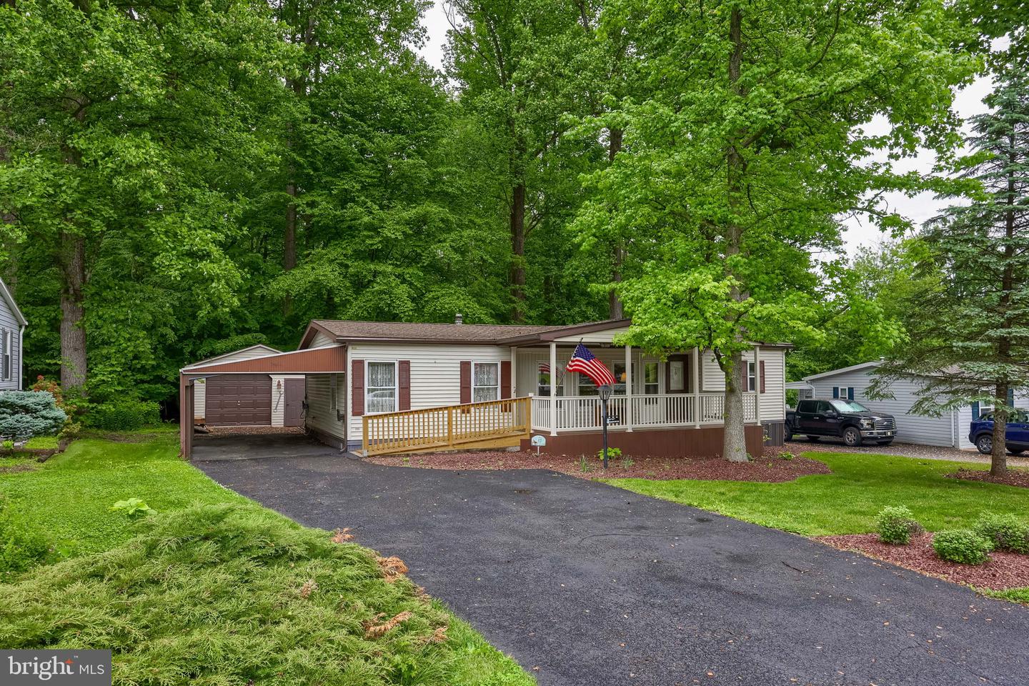 12 Poplar Drive Property Photo 1