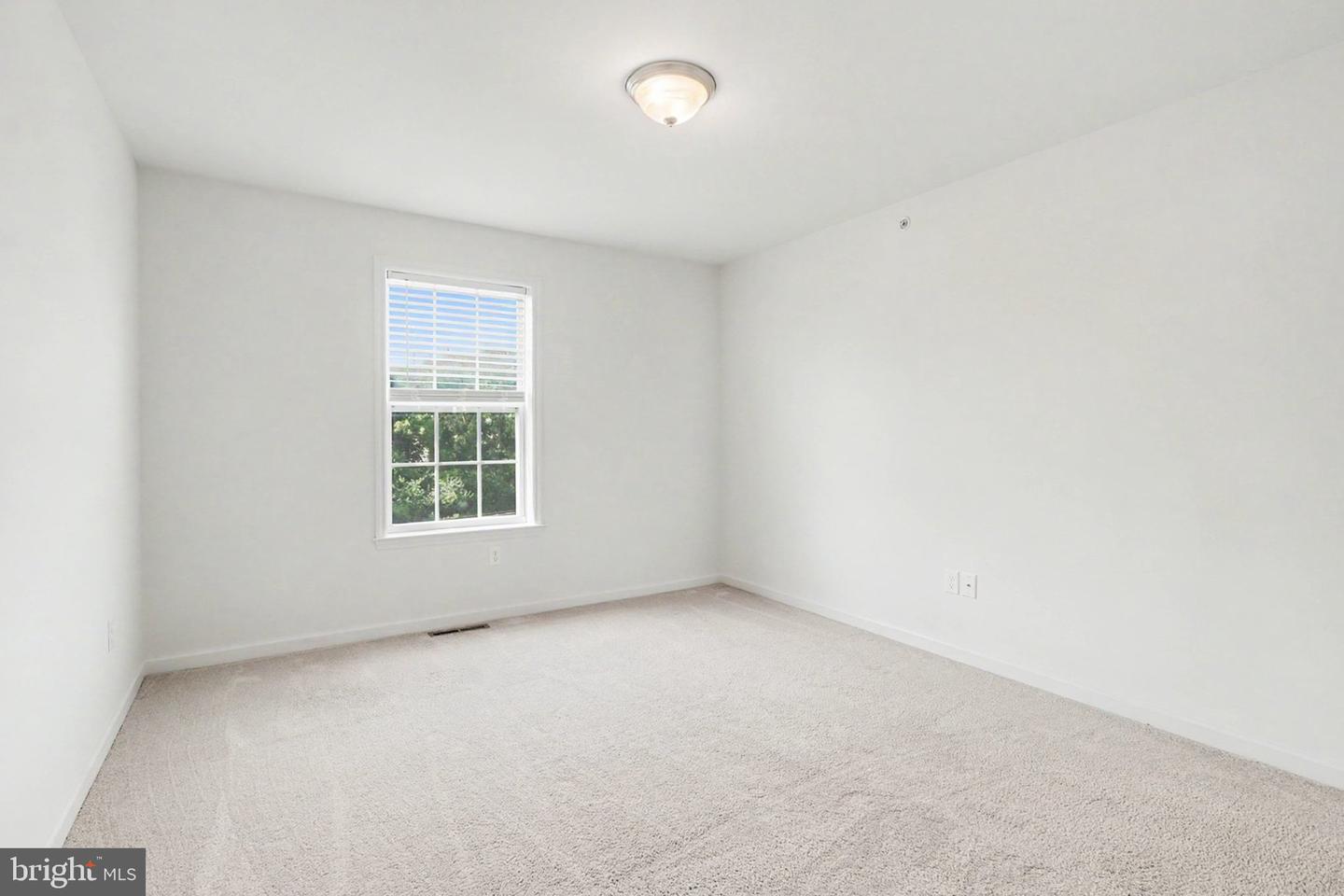 186 Braeburn Way Property Photo 25