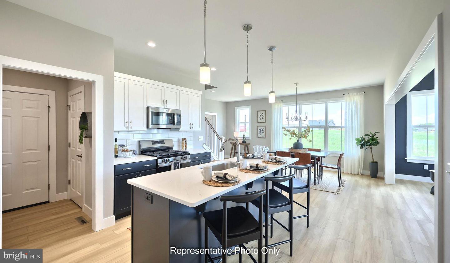 528 Stone Gate Blvd Property Photo 12