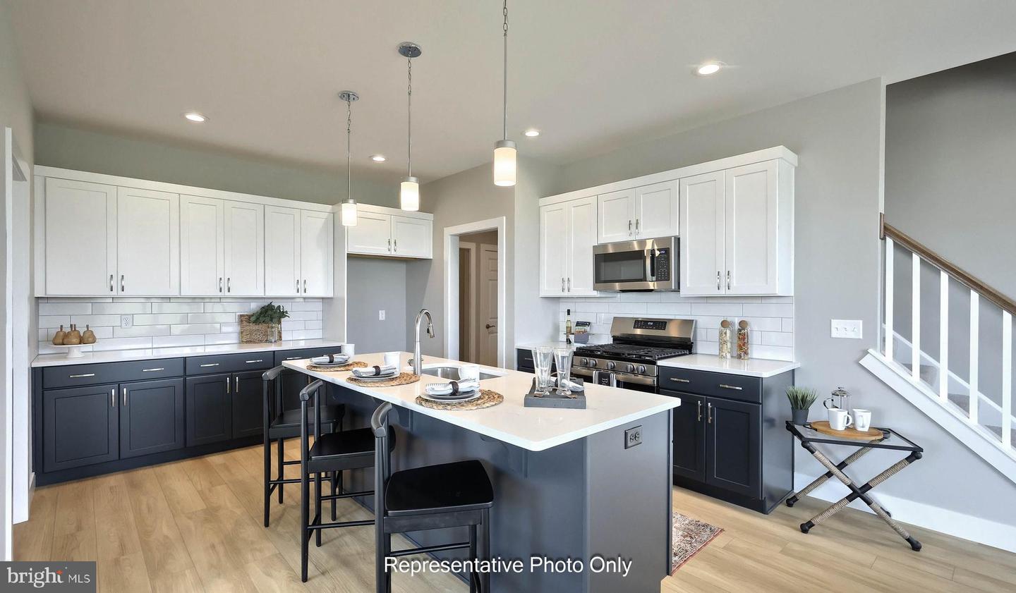 528 Stone Gate Blvd Property Photo 15