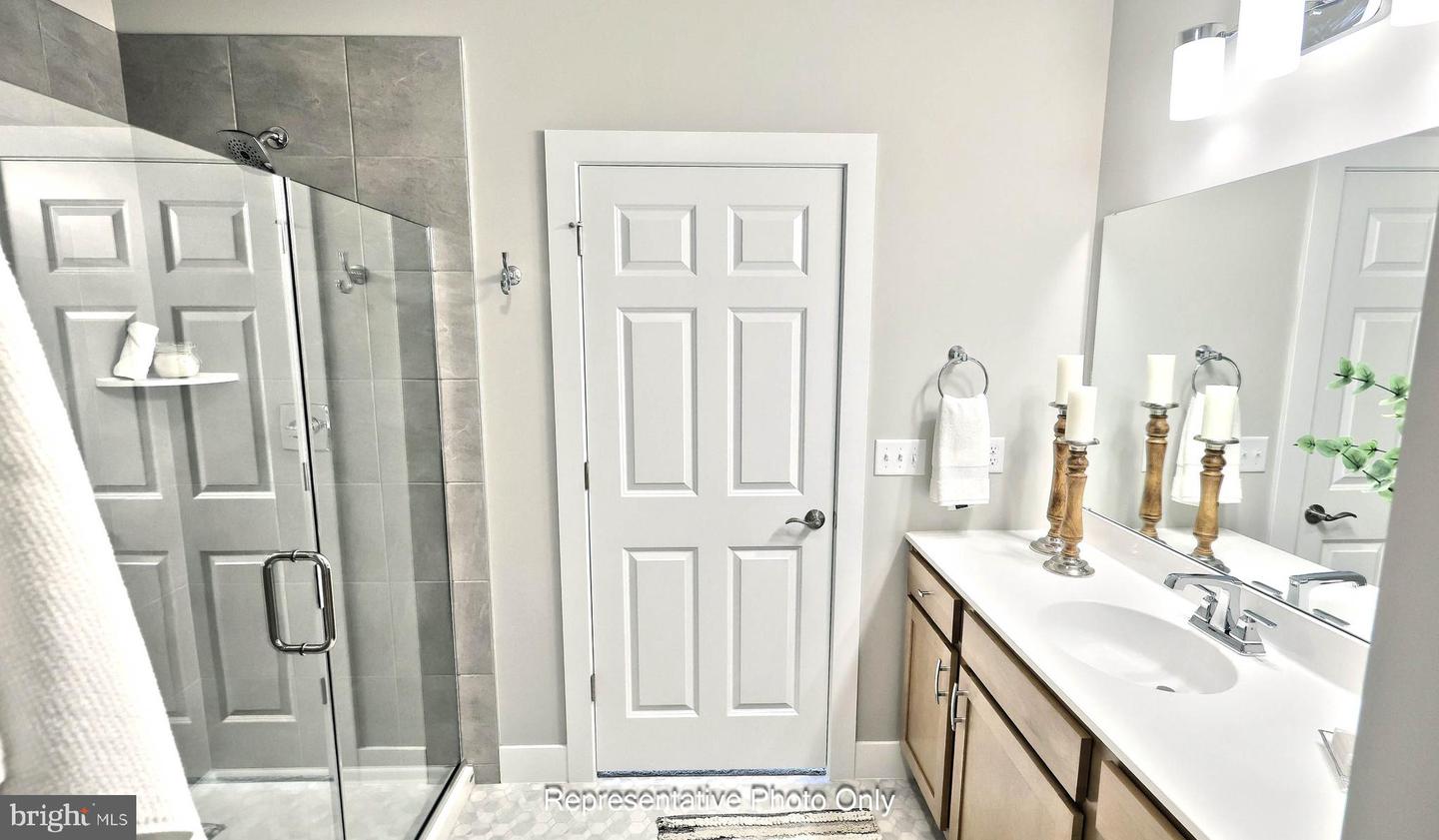 528 Stone Gate Blvd Property Photo 25