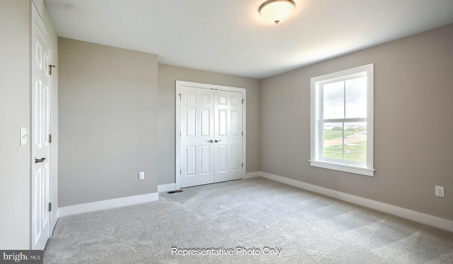 528 Stone Gate Blvd Property Photo 28